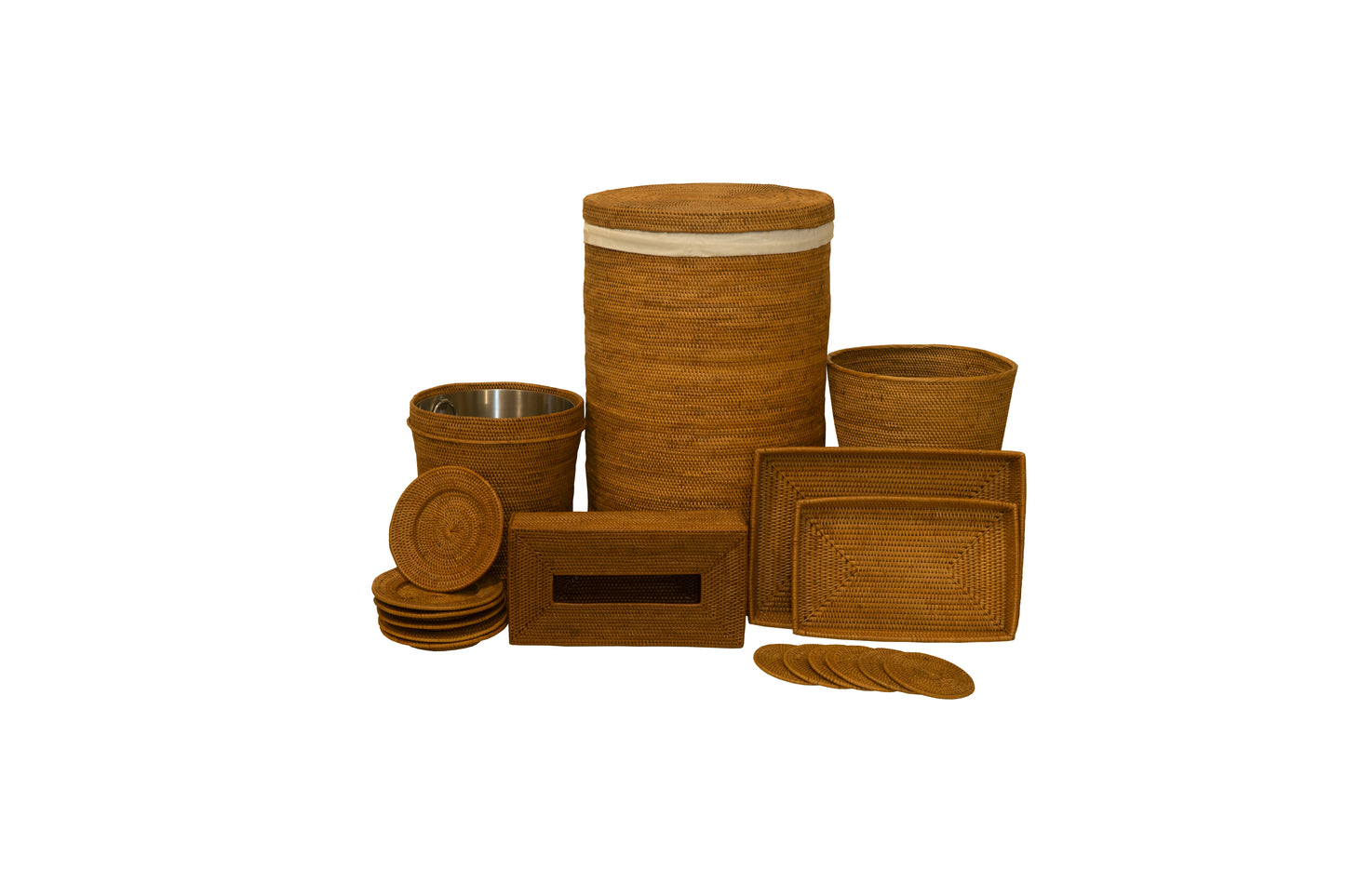 Atte New Apartemnet Hampers by Riani Rattam
